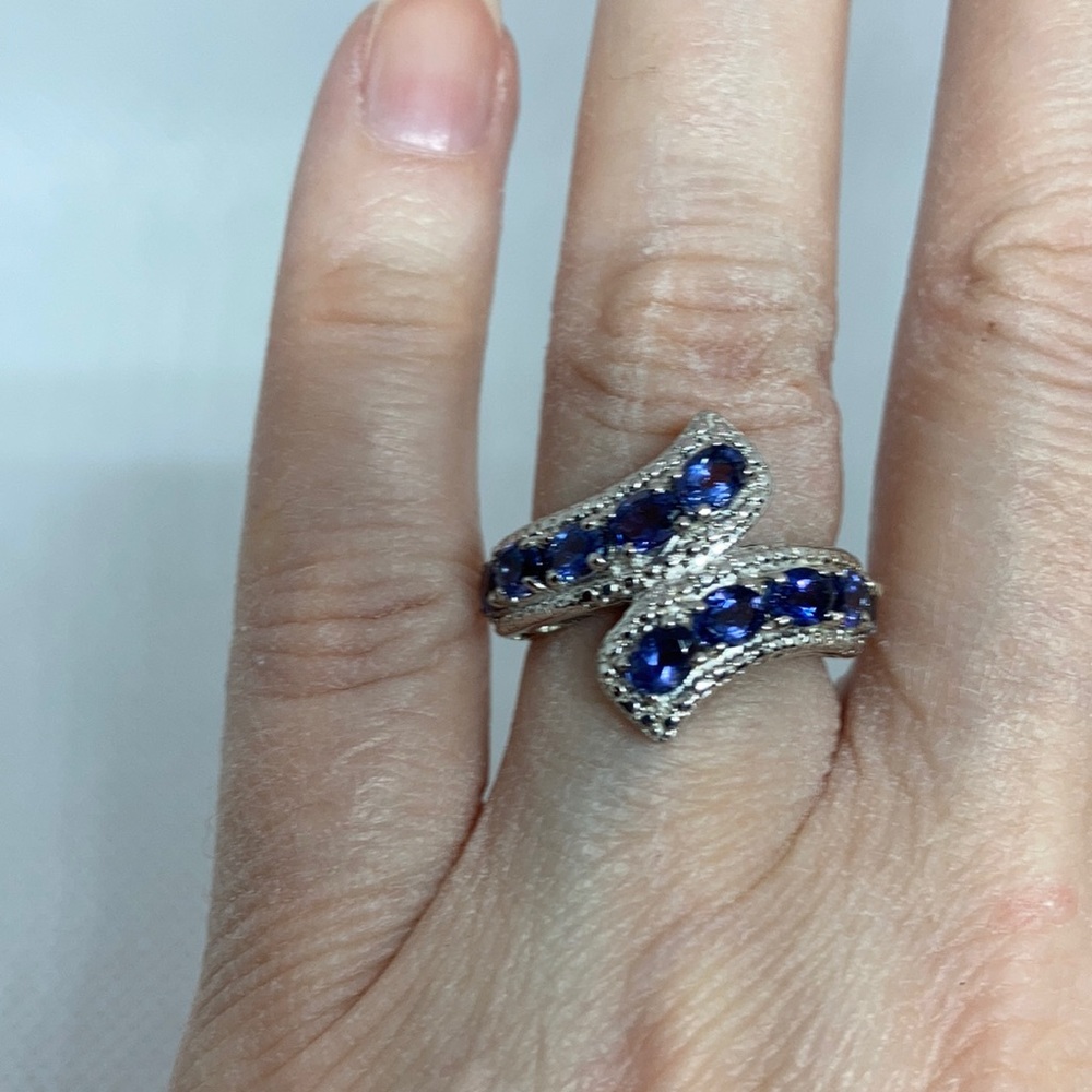 NWT Gorgeous Catalina Lolite Oval cut stone ring J-29